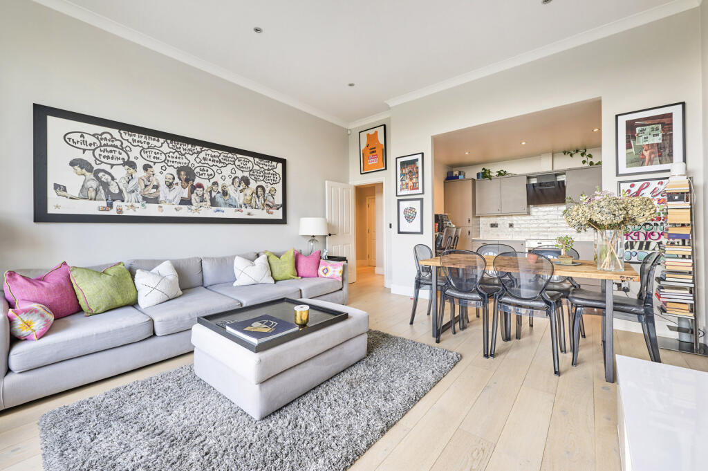 Additional image 5 of West Hall, Beningfield Drive, Napsbury Park, St. Albans, AL2