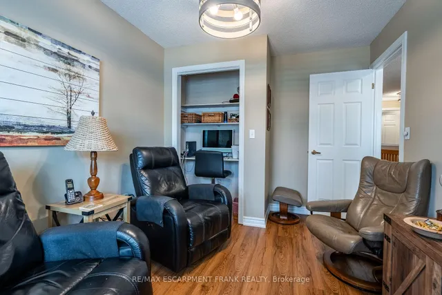 Additional image 27 of 810 GOLF LINKS Rd Unit 23