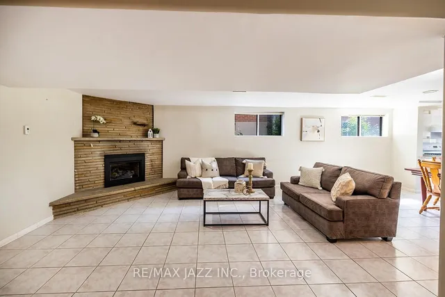 Additional image 25 of 54 Bartel Dr