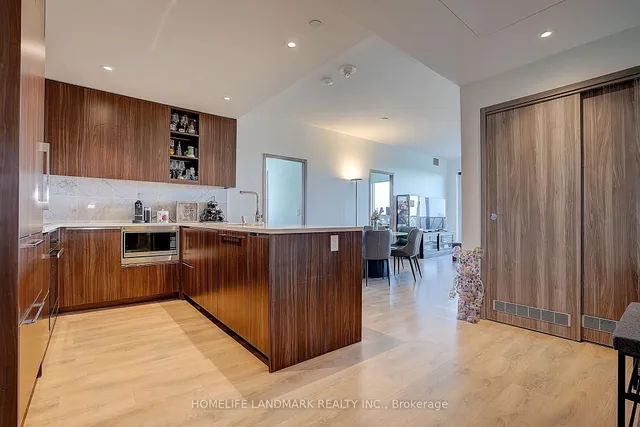 Additional image 6 of 85 Mcmahon Dr Unit 3502