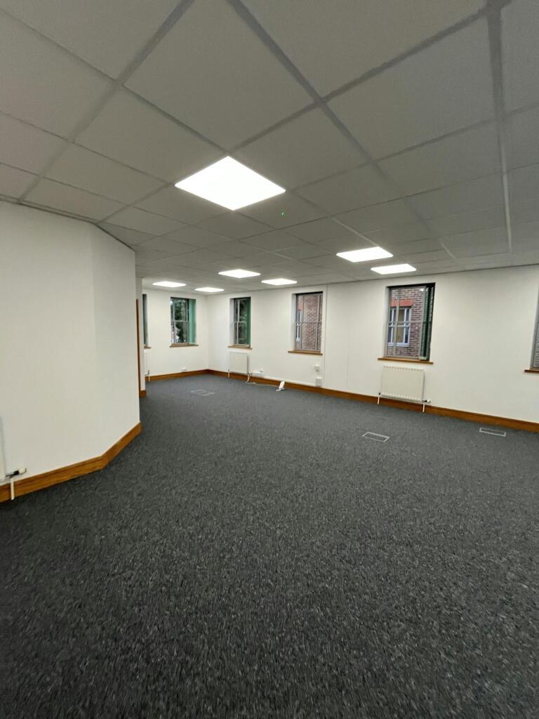 Additional image 5 of 3 Kinsbourne Court, 96/100 Luton Road, Harpenden, AL5 3BL