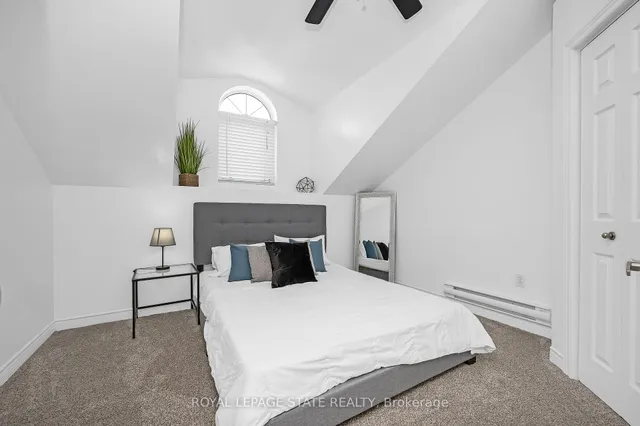 Additional image 31 of 100 Munn St