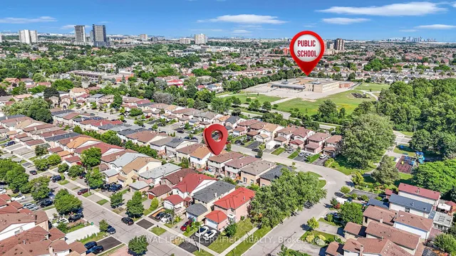 Additional image 4 of 37 Dafoe Cres