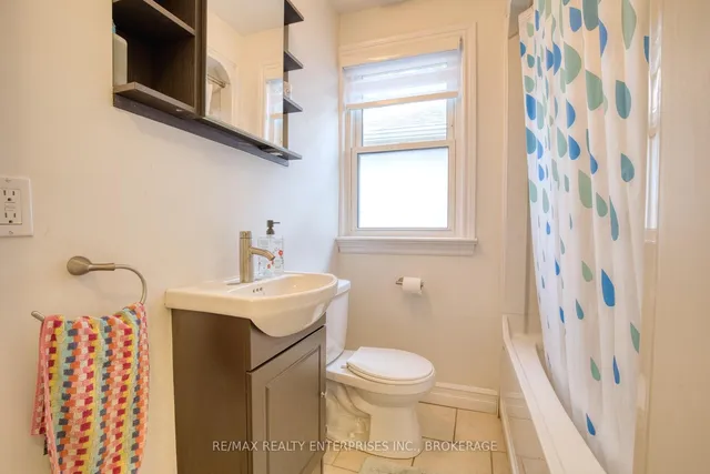 Additional image 5 of 35 Hawthorne Ave