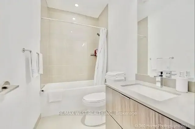 Additional image 4 of 395 Bloor St Unit 5307