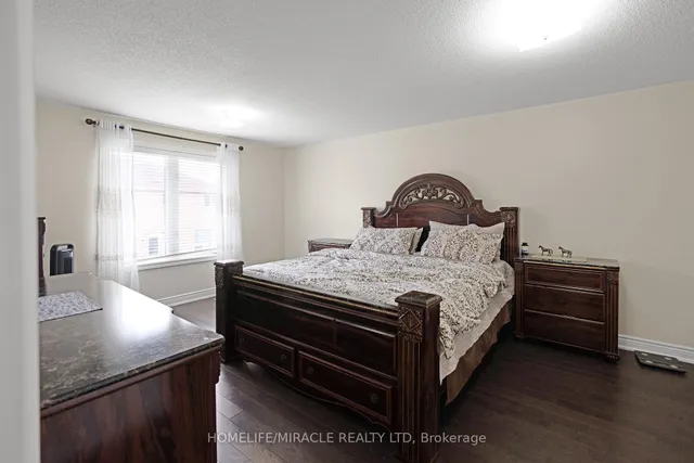 Additional image 23 of 24 Fauna Crt