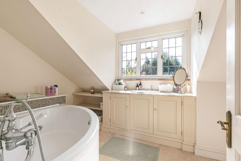 Additional image 15 of Pine Grove, Brookmans Park, AL9