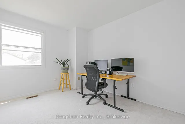 Additional image 37 of 94 Mossbrook Cres