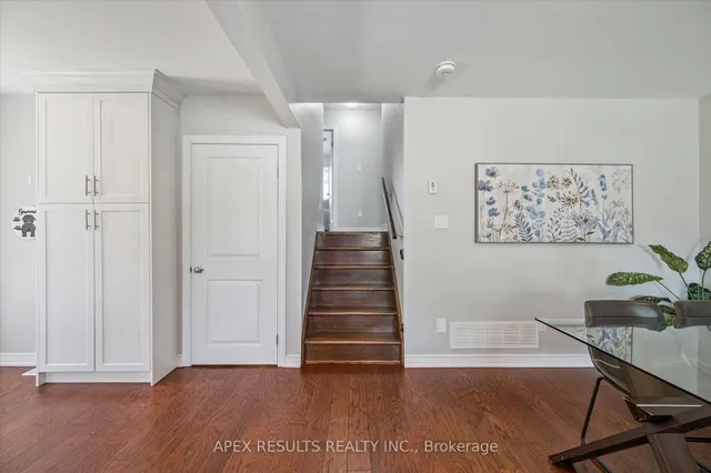 Additional image 23 of 12 Anson Ave