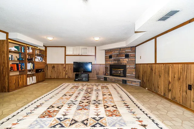 Additional image 36 of 36 Courtsfield Cres