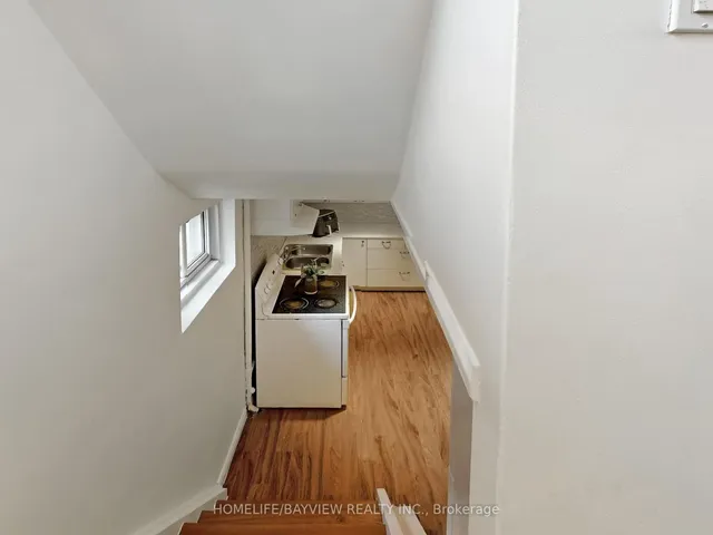 Additional image 29 of 40 Tollerton Ave