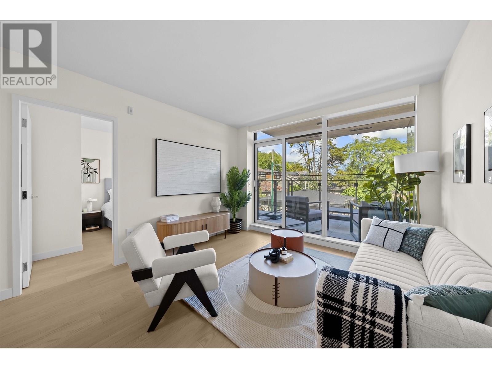 Primary image of 305 3596 W 28TH AVENUE|Vancouver, British Columbia V6S2G5