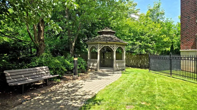 Additional image 24 of 3351 Cawthra Rd Unit 218