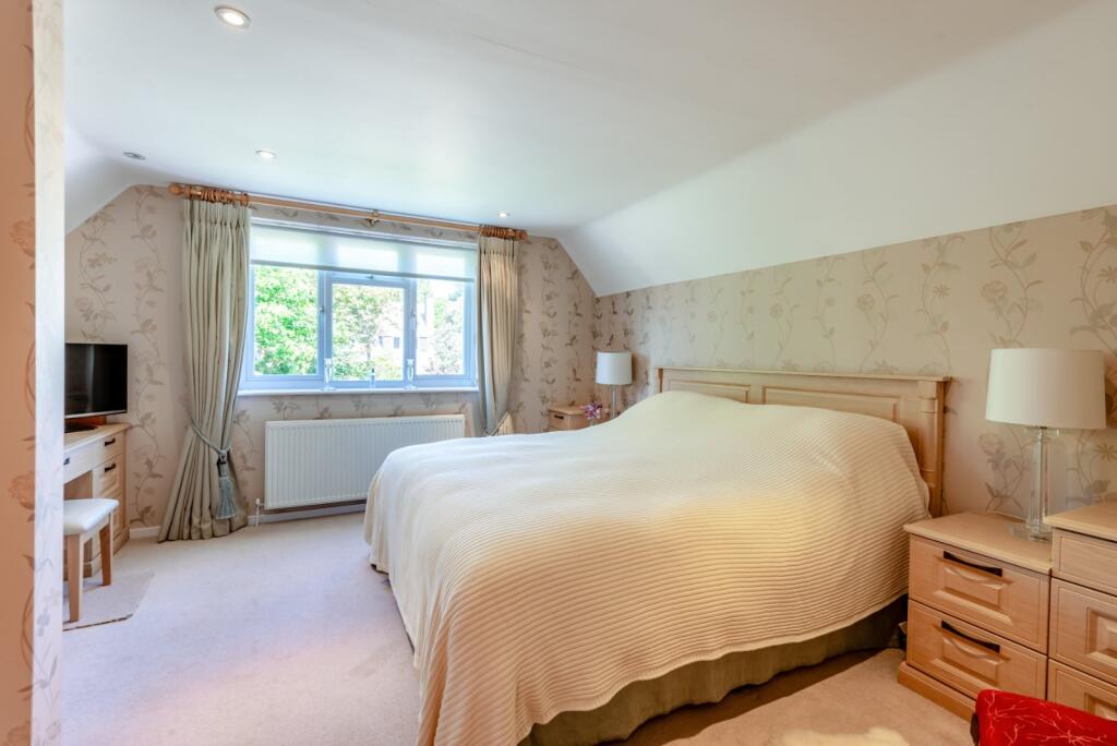 Additional image 13 of Long Buftlers, Harpenden, Hertfordshire