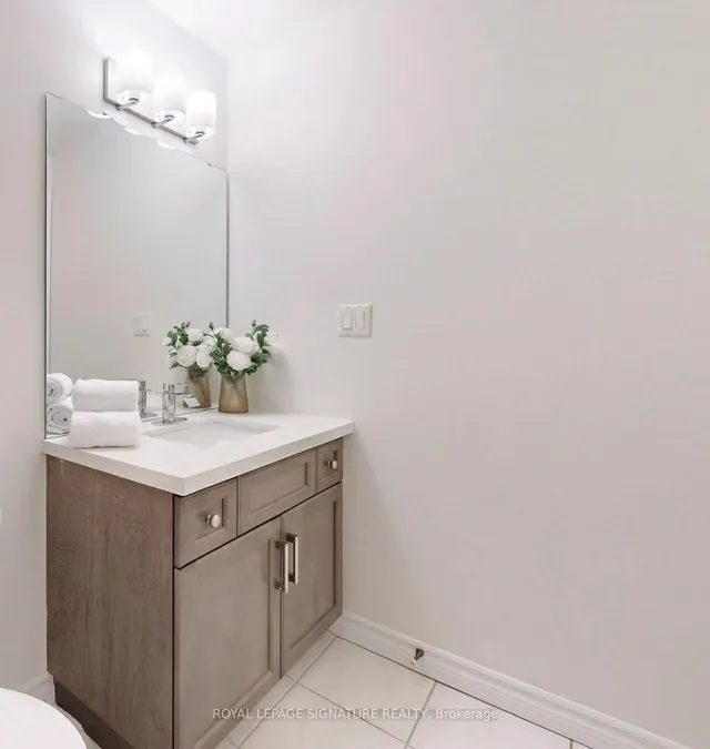 Additional image 27 of 630 Sauve St Unit 215