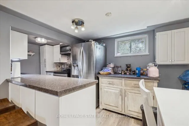 Additional image 22 of 276 East 37th St