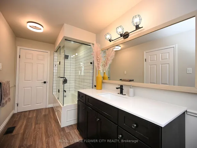 Additional image 36 of 2 Aintree Cres