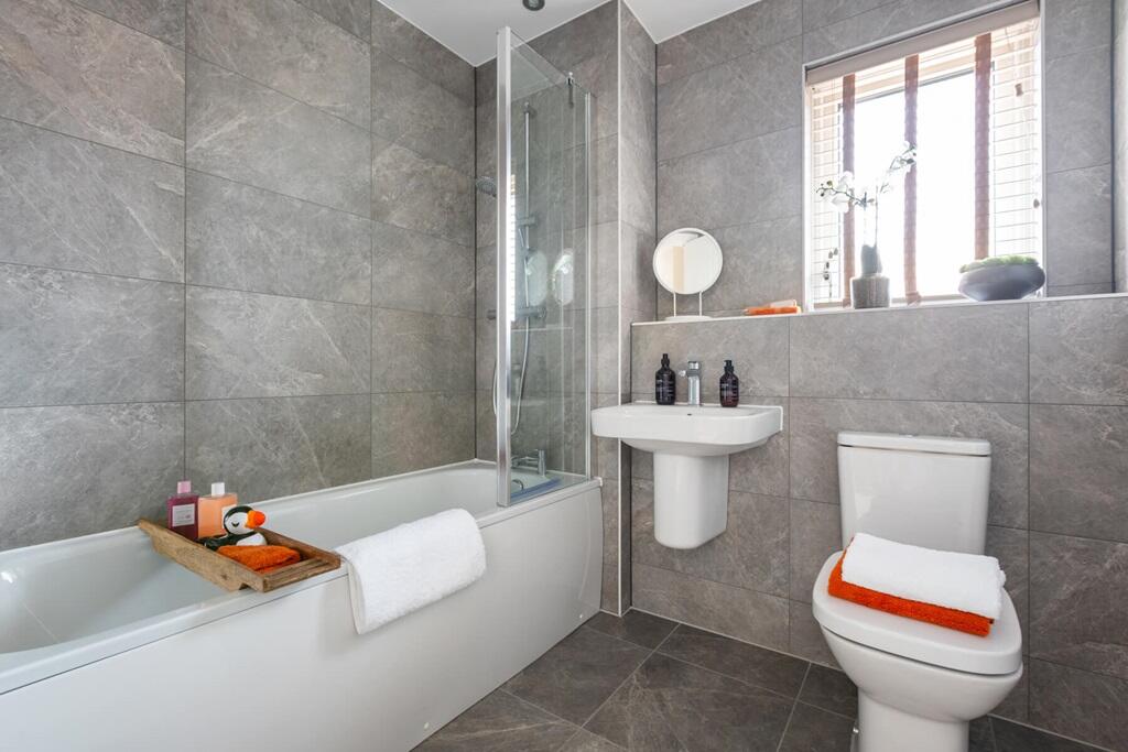 Additional image 9 of Bullens Green Lane,
Colney Heath,
AL4 0QR