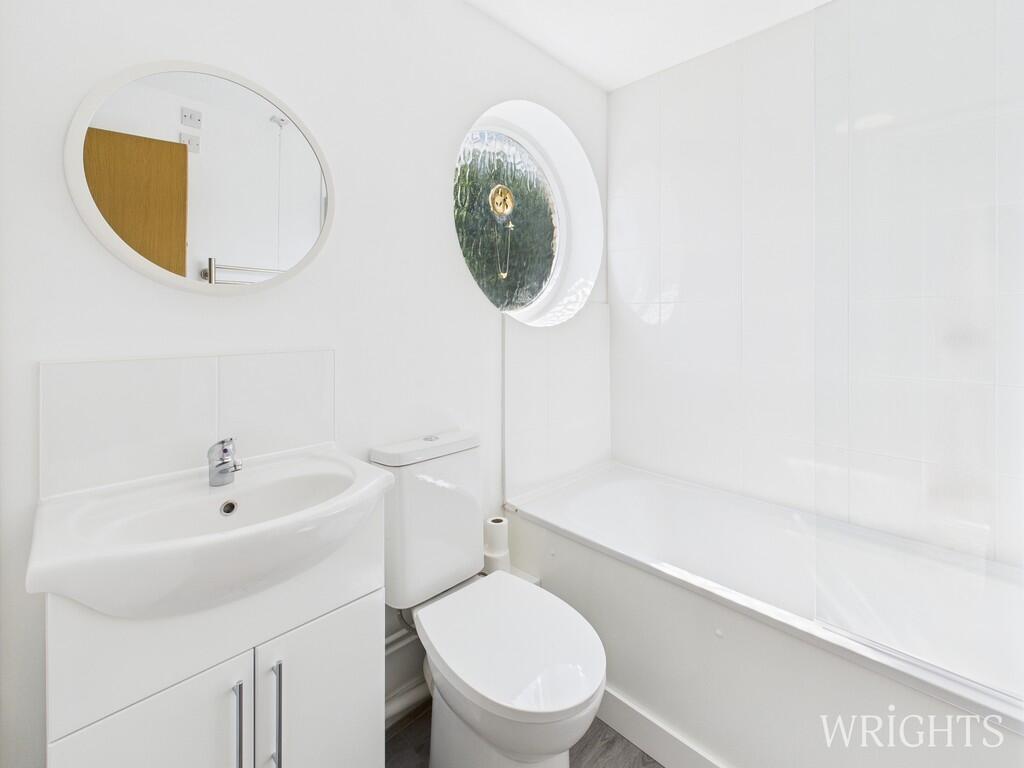 Additional image 8 of Walsingham Close, Hatfield