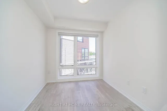 Additional image 18 of 145 Tapscott Rd Unit 4