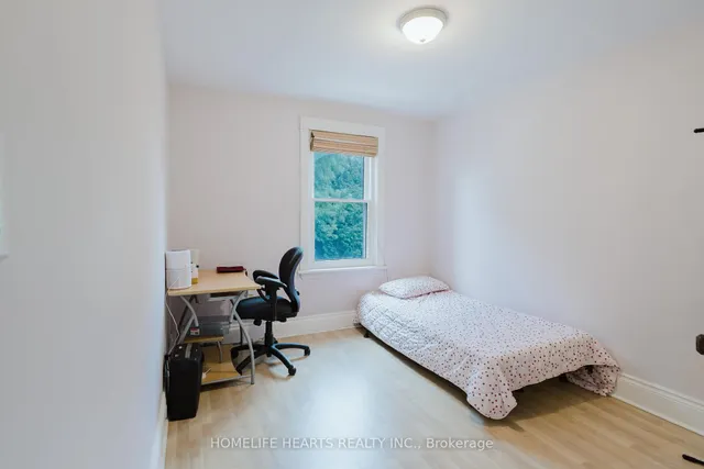 Additional image 11 of 71 Kenilworth Ave