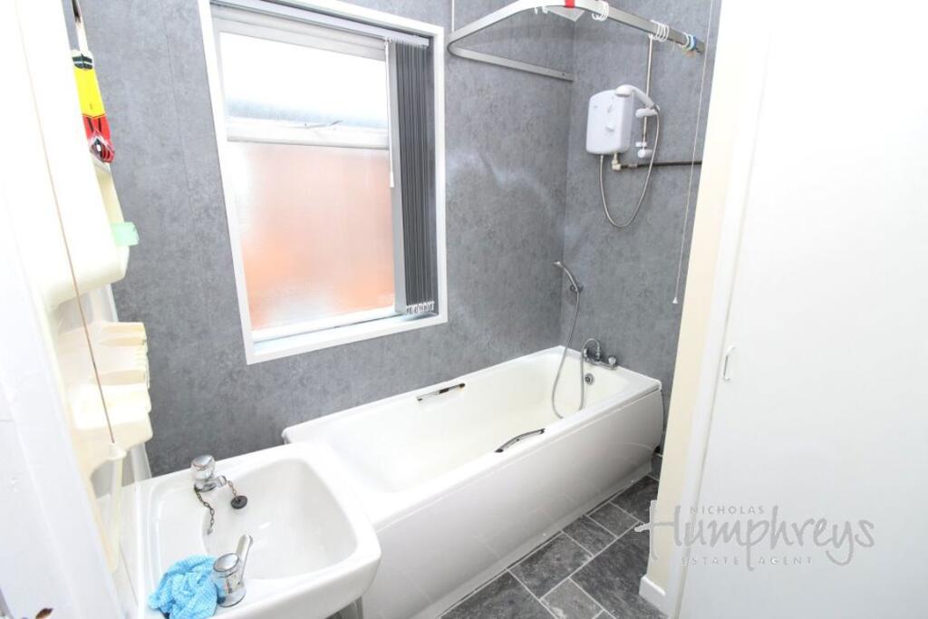 Additional image 2 of Evelyn Road B11 - 8-8 Viewings