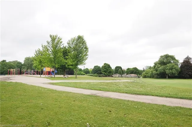 Additional image 41 of 6 Walton Ave Unit 206