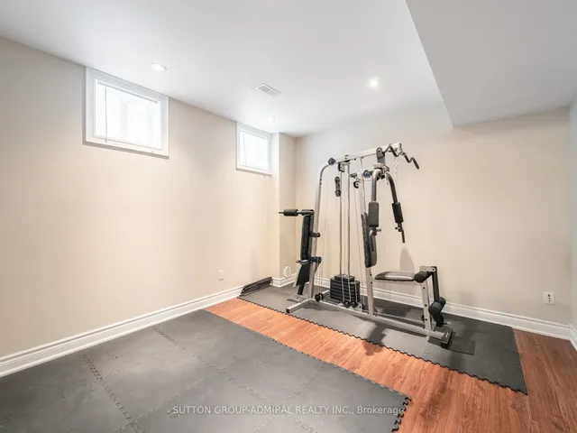 Additional image 23 of 54 Cedar Brae Blvd