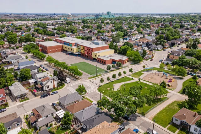 Additional image 39 of 97 Park Row