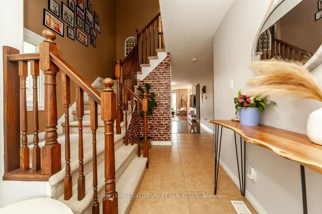 Additional image 5 of 55 Rockcliffe Dr