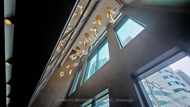 Additional image 44 of 327 King St Unit 1005