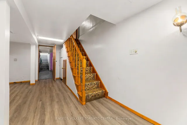 Additional image 16 of 8 Brookfield St