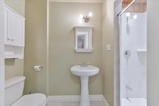 Additional image 26 of 62 Princess Margaret Blvd