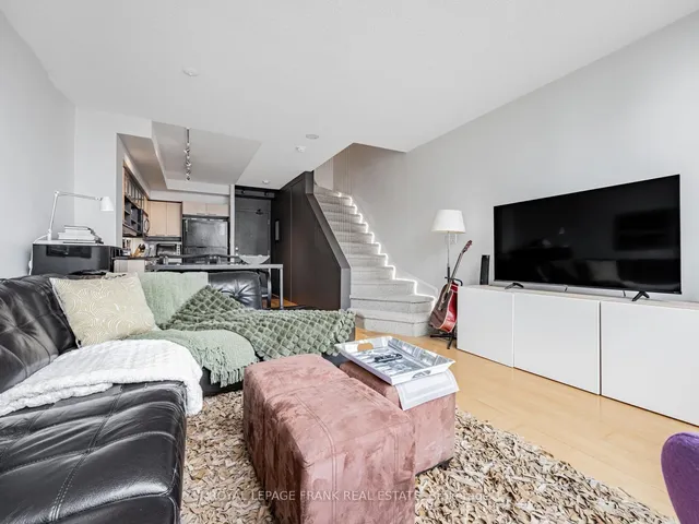 Additional image 10 of 36 Blue Jays Way Unit 914