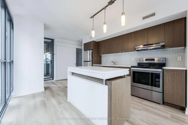 Additional image 28 of 110 Charles St Unit 707