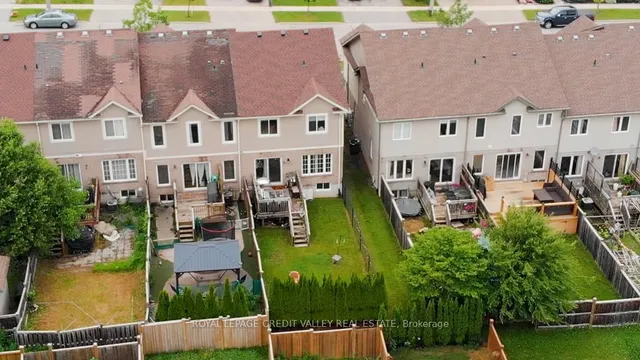 Additional image 32 of 55 Rockcliffe Dr
