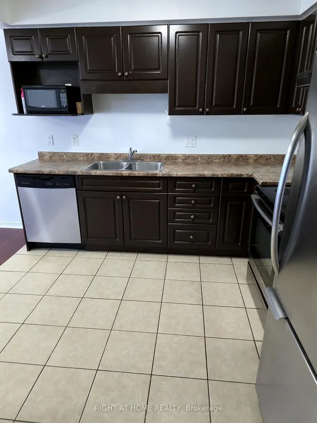 Additional image 8 of 40 Fallowfield Dr