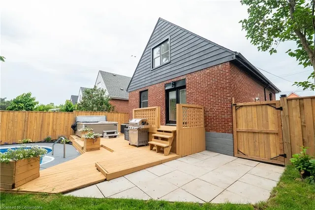 Additional image 43 of 220 Holmesdale Ave