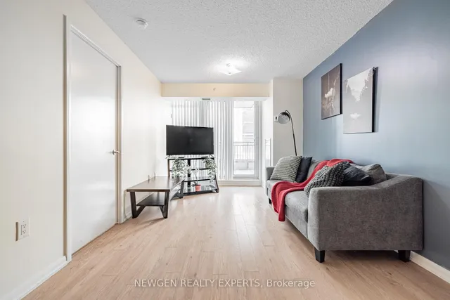 Additional image 5 of 800 Lawrence Ave Unit 704