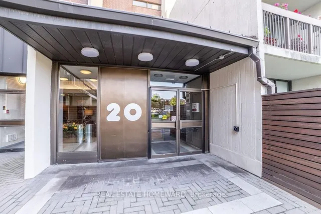 20 Fashion Roseway Unit 415