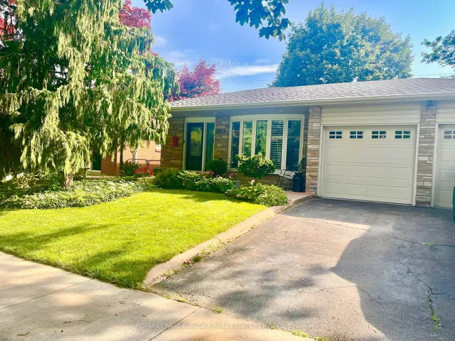 Additional image 4 of 2217 Lancaster Cres