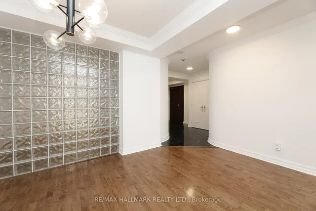 Additional image 16 of 2727 Yonge St Unit 609