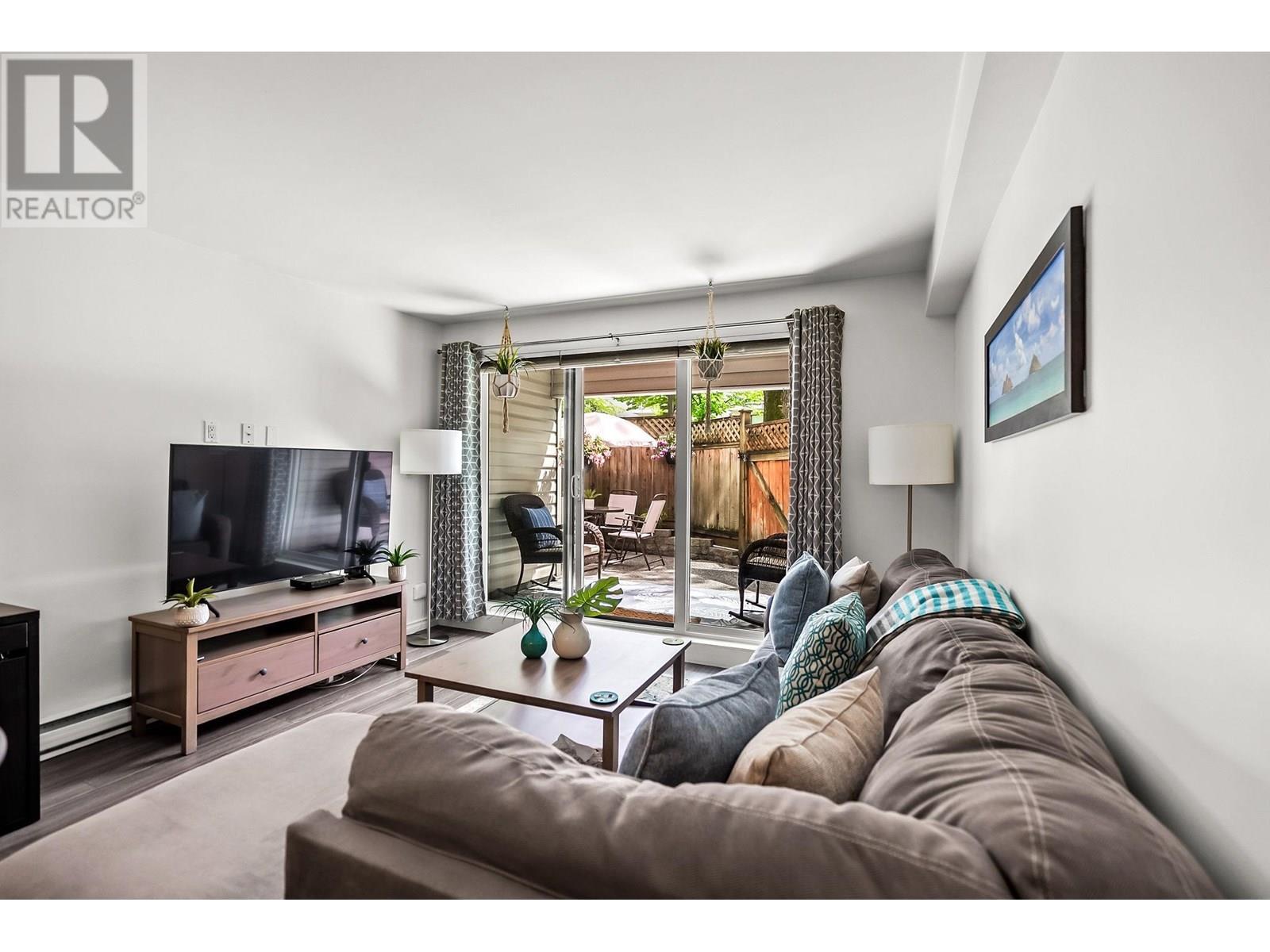 106 825 E 7TH AVENUE|Vancouver, British Columbia V5T1P4