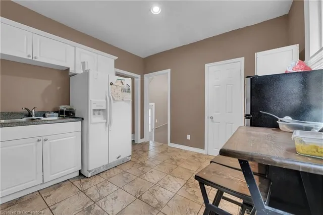 Additional image 13 of 738 King St