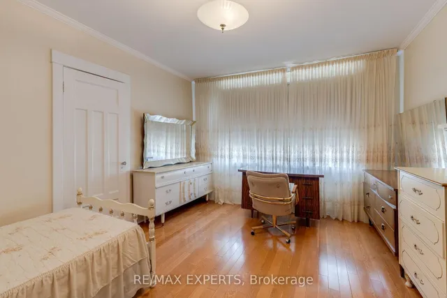 Additional image 14 of 180 Monarch Park Ave