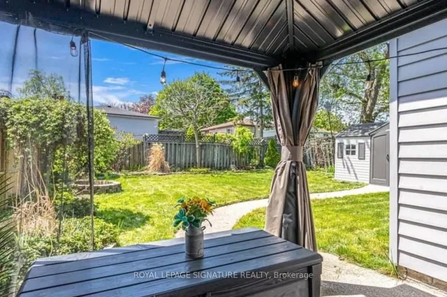 Additional image 36 of 40 Queenslea Dr