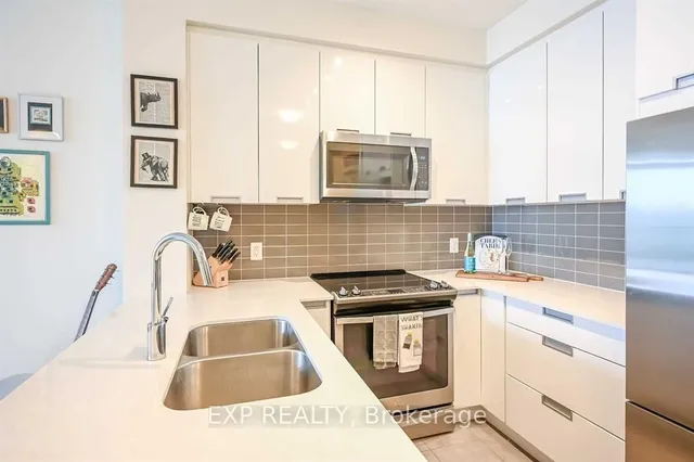 Additional image 8 of 5025 Four Springs Ave Unit 1305