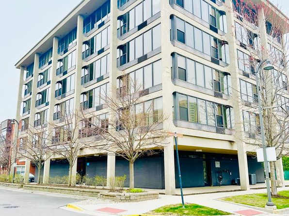 Property image for 345 E Eastgate Pl, Chicago, IL 