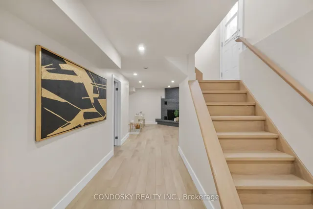 房产图片 33 - 311 Macintosh Dr