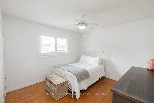 Additional image 23 of 10 Shadeland Cres